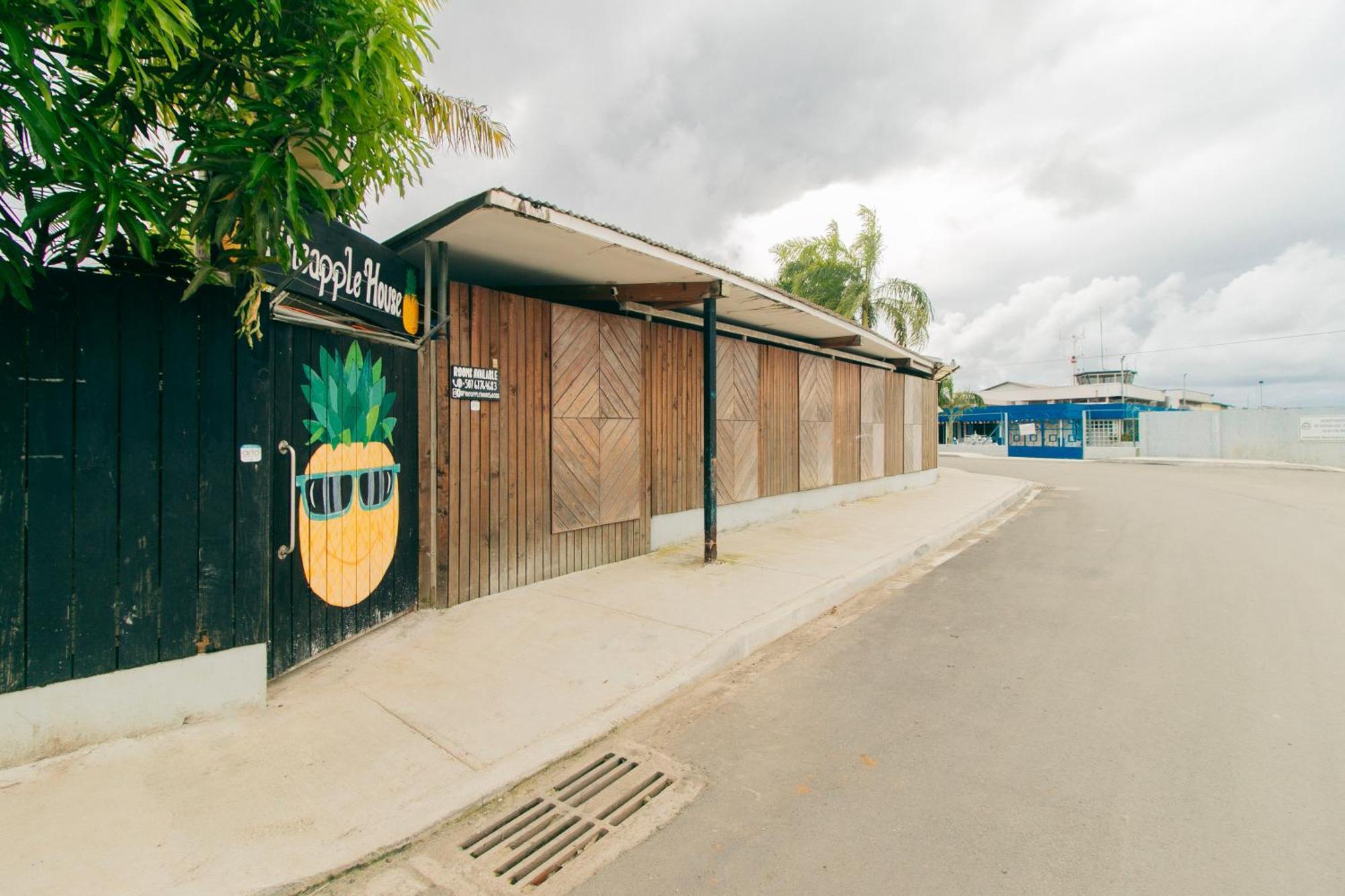 Pineapple House Ξενοδοχείο Μπόκας ντελ Τόρο Εξωτερικό φωτογραφία